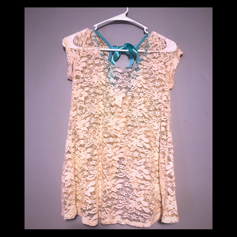Miss me lace shirt